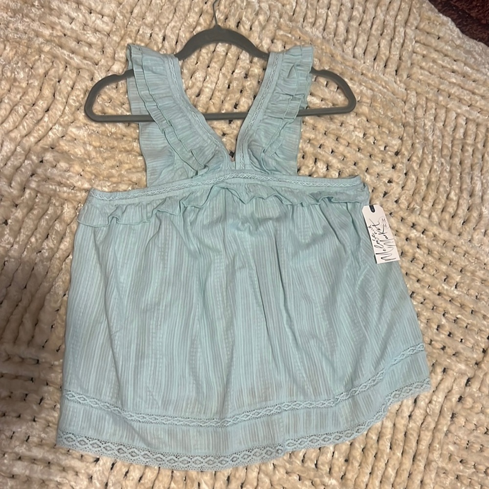 Melrose and Market cute summer top